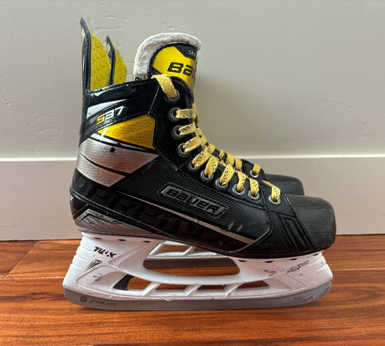 Used Bauer Regular Width 6.5 Supreme S37 Hockey Skates