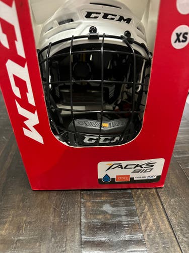 Brand New in box with tags - XS CCM Tacks 910 Helmet