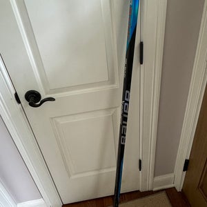 Bauer Right Handed P28  Nexus Sync Hockey Stick 57inches - No Cuts