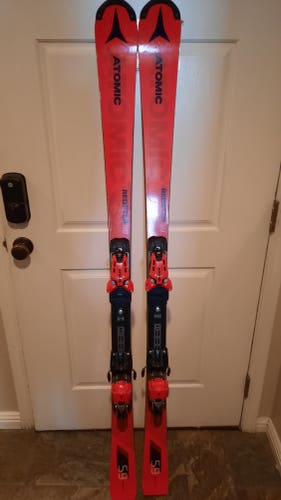 Used 2020 Men's Atomic 165 cm Racing Redster S9 Skis With Bindings Max Din 16