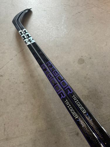 2 PACK NCAA 85 Flex New Senior CCM Left Hand P28M Pro Stock RibCor Trigger 7 Pro Hockey Stick