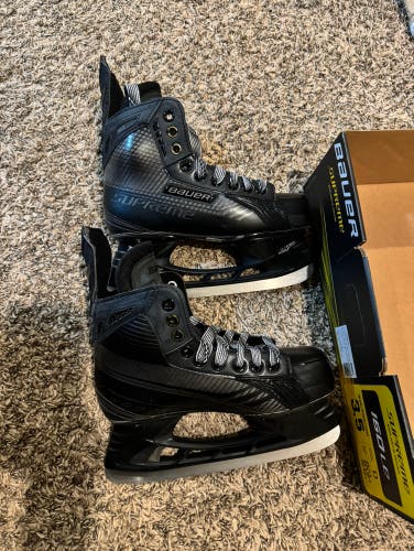 Bauer Sumpreme 160 Le Hockey Skates