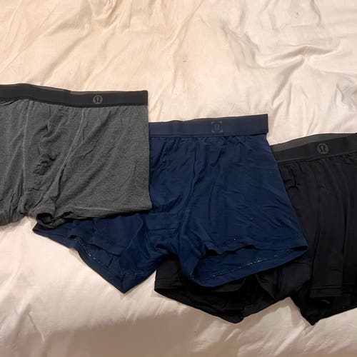 Men's Lululemon Compression Shorts (3)