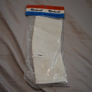 NEW - Markwort #136 Compression Ankle Support, One Sleeve, White, Medium