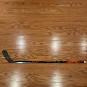 Used Junior Warrior Right Handed W03  Covert QRE10 Hockey Stick