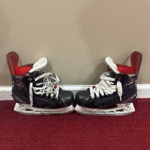 Used Junior Bauer Pro Stock Size 3 Vapor X2.7 Hockey Skates Item#BV273