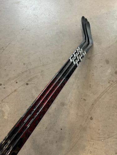 3 Pack NCAA Flex 95 New Senior CCM Left Hand P28 Pro Stock JetSpeed FT3 Pro Hockey Stick