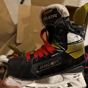 Bauer Supreme Hockey Skates