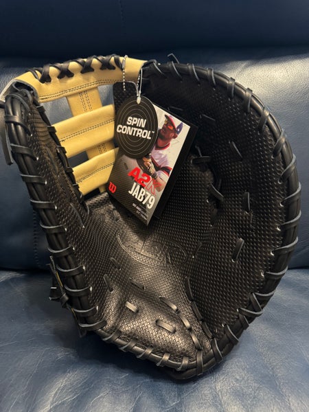 NWT RHT Wilson A2K José Abreu (JA79) 12.5” First Base Mitt / Baseball Glove