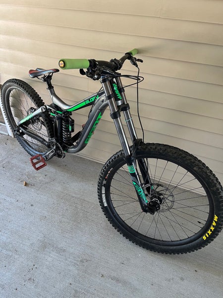 Used Giant  Dual Crown Forks