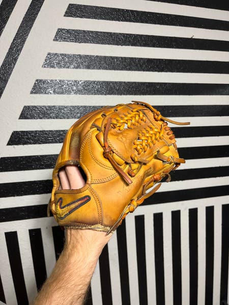 Nike diamond elite vapor JS series 11.5 baseball glove