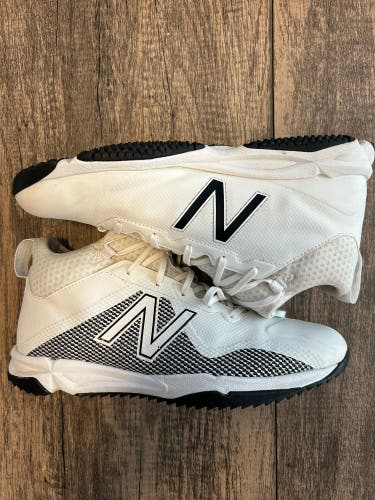LN New Balance Freeze Turfs Size 10