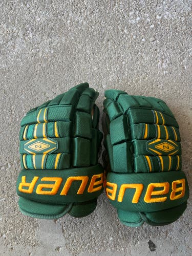 Bauer Nexus Hockey Gloves