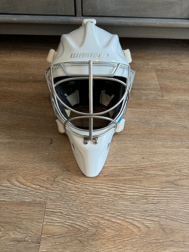 Used Senior Warrior Ritual F2E Goalie Mask