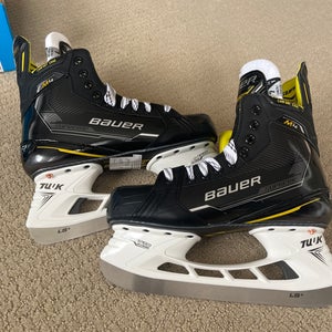 New Bauer Supreme M4 Skates 7.0 Fit 1