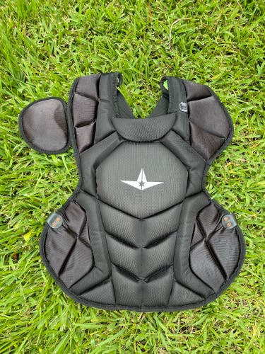 ALL STAR SOLID BLACK S7 AXIS™ CHEST PROTECTER AGES 12-16, 15.5" // MEETS NOCSAE