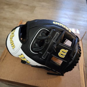Infield Right Hand Throw Wilson A2000 Baseball Glove 11.5"