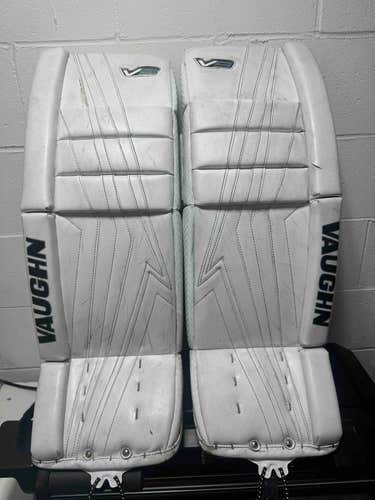 30" +2 Vaughn Velocity V9 Goalie Leg Pads $200