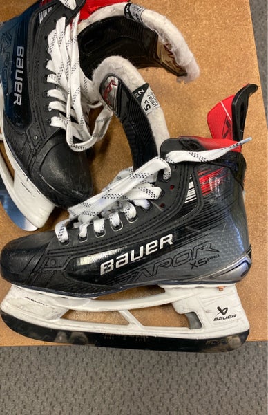 Bauer Vapor X5 Pro Used Intermediate Size 5.5 Hockey Skates