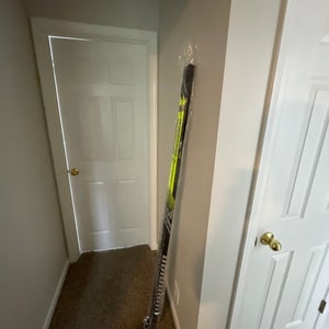 New Senior Warrior Left Hand W28 Alpha LX2 Hockey Stick