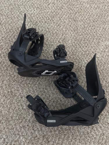 Used Small Unisex Salomon Rhythm Snowboard Bindings All Mountain