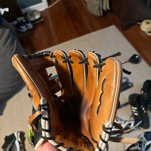 Used  Pitcher's 11.75" A2000 Baseball Glove