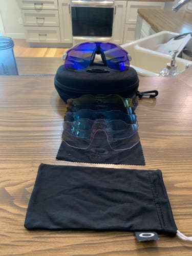 Used Unisex Oakley Radar EV Sunglasses