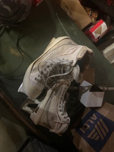 Used Senior Bauer Extra Wide Width 12 Hockey Goalie Skates