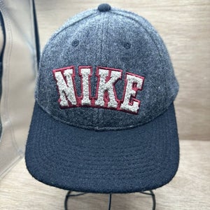 Vintage Nike USA Wool Snapback Spell-Out Hat Low Profile Block Raised Letters