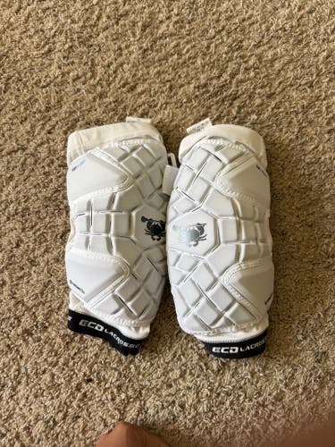 Large ECD Echo Arm Pads