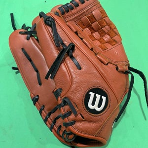 Brown Used Wilson A550 Left Hand Throw Pitcher's Baseball Glove 12"
