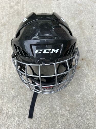 Used Medium CCM FL40 Helmet