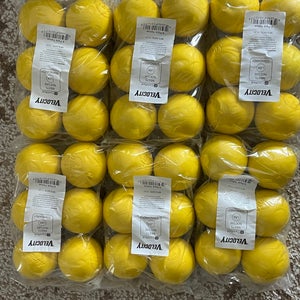 Lot of 36 new lacrosse balls ! Velocity