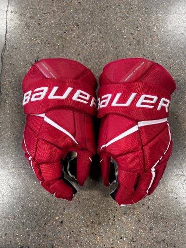 Red Used Senior Bauer Vapor 3X Pro Gloves 14"