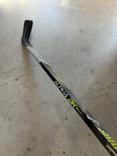 3 Pack NCAA 110 Flex New Senior Warrior Right Handed W03 Alpha DX Pro Team Hockey Stick