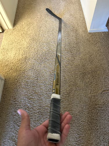 Bauer hyperlite 2 stick