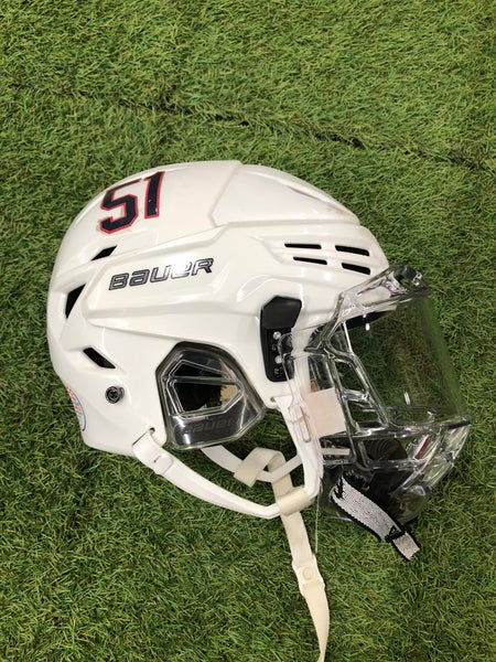 Used Medium Bauer Re-Akt 95 Helmet