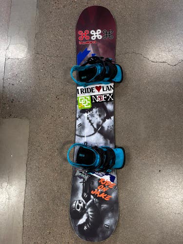 Used D-Day Chris Roach 156cm Snowboard With Burton Bindings (M)