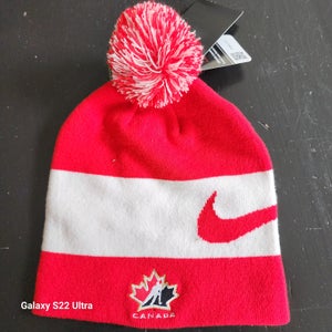 New, Team Canada, Toque