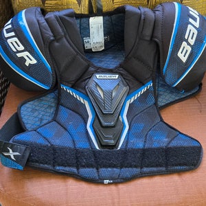 Used Medium Senior Bauer X Shoulder Pads