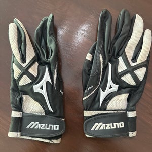 Mizuno batting gloves