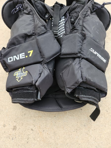 Used Large Bauer Supreme One.7 Goalie Chest Protector