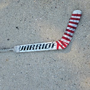 Used Intermediate 23.5 Warrior Swagger Pro 2 Regular Goalie Stick 23.5" Paddle