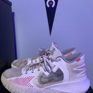 Used Men's Nike Kyrie 5 Shoes