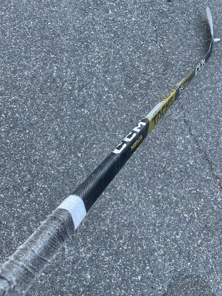 Used Junior CCM Super Tacks AS-V Pro Hockey Stick Right Handed P29