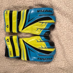 Vizari Avio Goalkeeper Gloves With Fingerguards Size 8