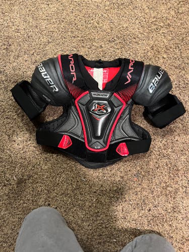 Used Small Bauer Vapor 1X Lite Shoulder Pads