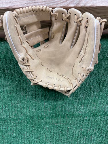 Used 2023 Infield Right Hand Throw Marucci Ascension Baseball Glove 11.25"