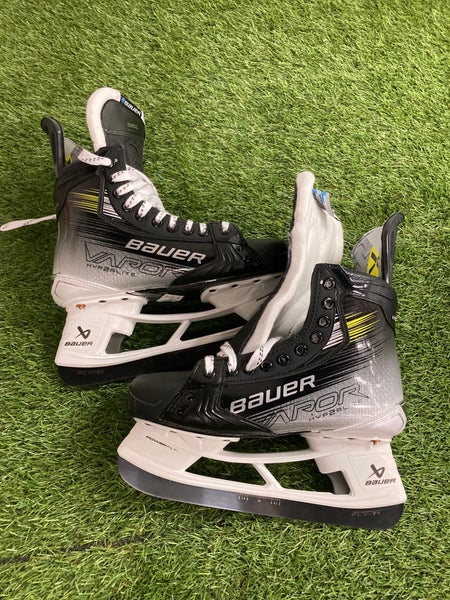New Intermediate Bauer Vapor Hyperlite 2 Hockey Skates Extra Wide Width Pro Stock 6.5