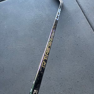 New Senior CCM Left Hand P29 RibCor Trigger 9 Pro Hockey Stick